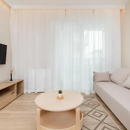 Beaufort Estate By Renters דירה גדינייה